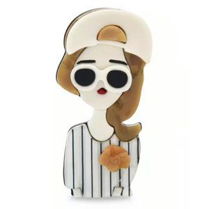 SPORTY TOMBOY LEISURE Apparel Chic Fashion Brooch- Retro Aesthetic Casual Stytle
